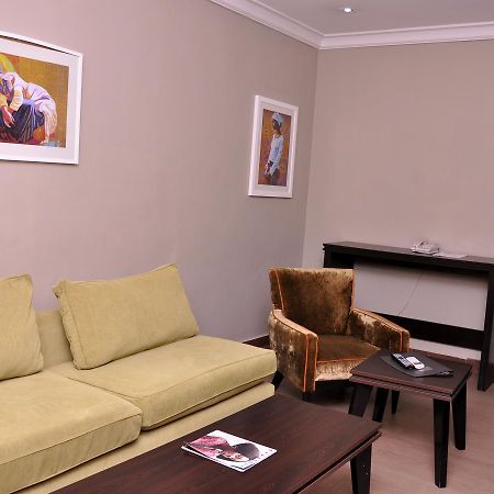 Tudor House Hotel Lagos Kültér fotó