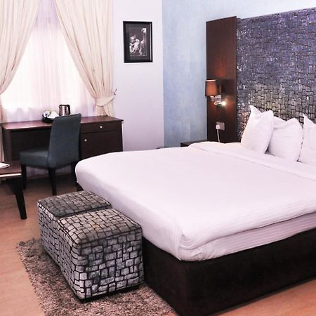 Tudor House Hotel Lagos Kültér fotó
