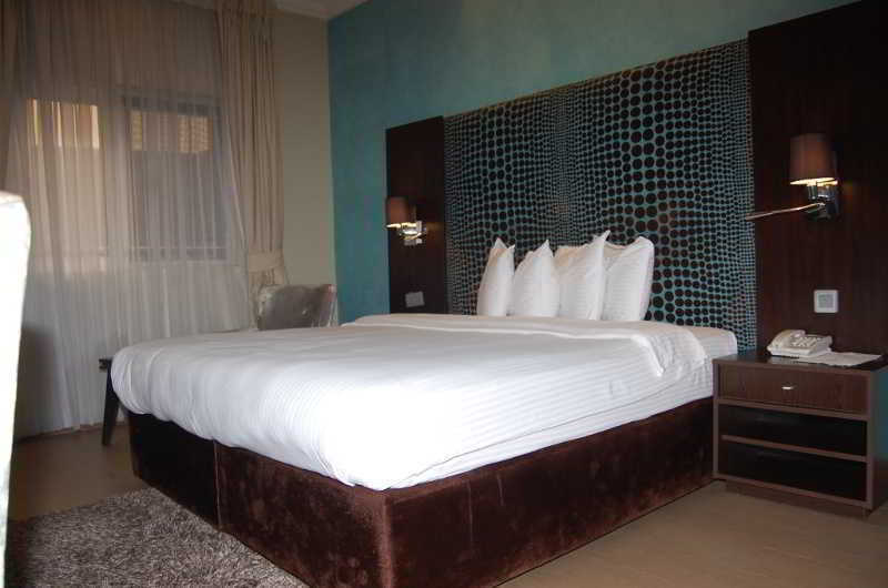 Tudor House Hotel Lagos Kültér fotó