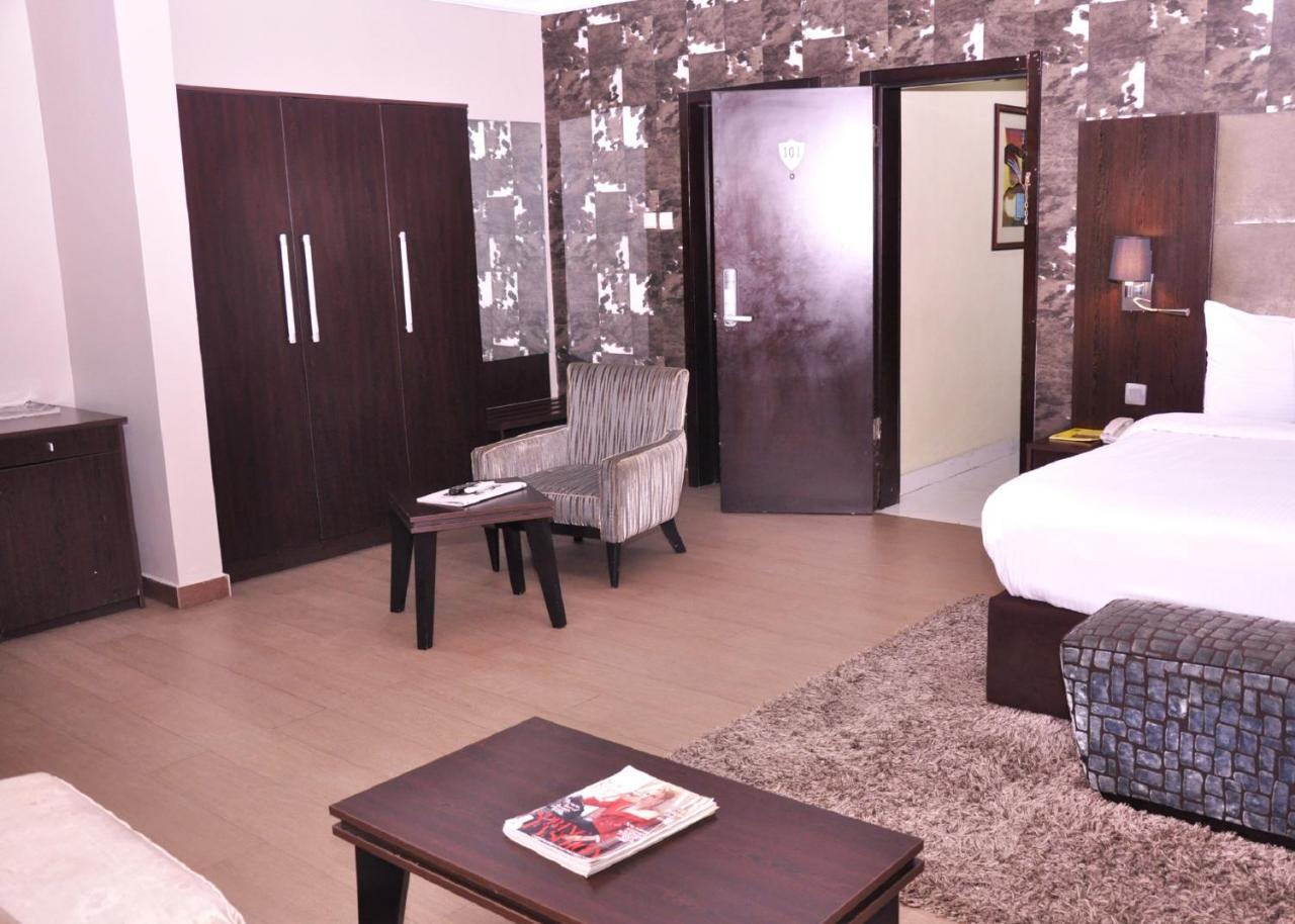 Tudor House Hotel Lagos Kültér fotó